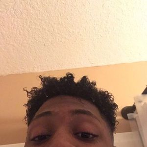 Meet your Posher, Malik